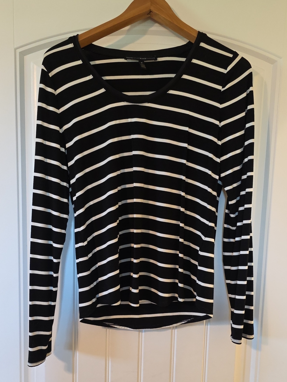White House Black Market Black Market Long-Sleeve Top Size MED.